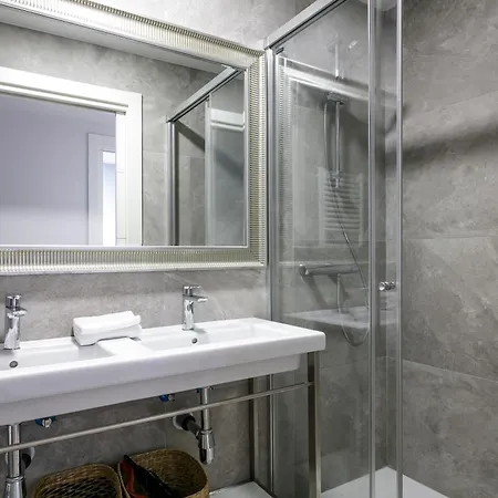 Epalza By People בילבאו